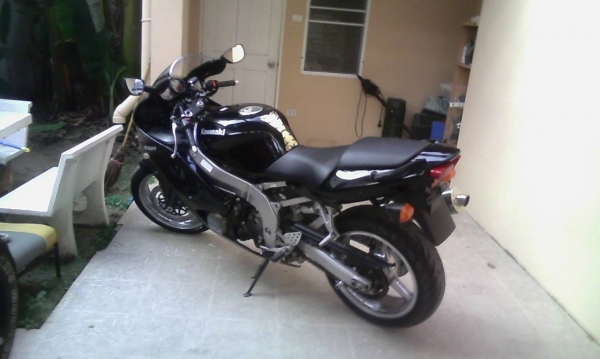 ขาย zzr 650 cc. ปี 2008 เครื่องดีสดๆ วิ่งไป 8000 โล ขาย zzr 650 cc. ปี 2008 เครื่องดีสดๆ วิ่งไป 8000 โล
