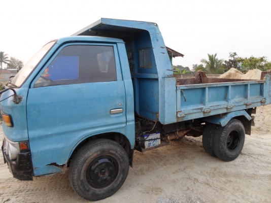 ขายรถดั้มอีซูซุ TL 80 tel 081-8857576 (ตู่ )