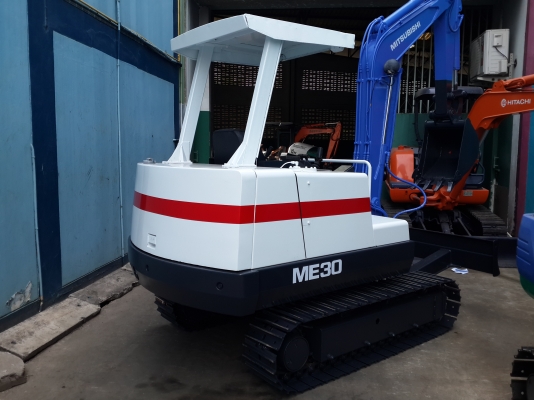 รถขุด MITSUBISHI รุ่น ME30 แทร็กเหล็ก  มือสองญี่ปุ่น