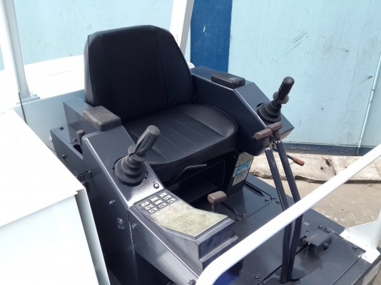 รถขุด MITSUBISHI รุ่น ME30 แทร็กเหล็ก  มือสองญี่ปุ่น