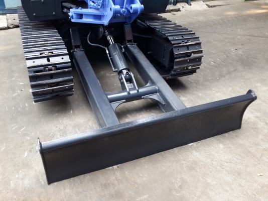 รถขุด MITSUBISHI รุ่น ME30 แทร็กเหล็ก  มือสองญี่ปุ่น