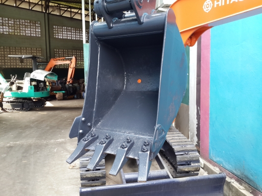 รถขุด MITSUBISHI รุ่น ME30 แทร็กเหล็ก  มือสองญี่ปุ่น