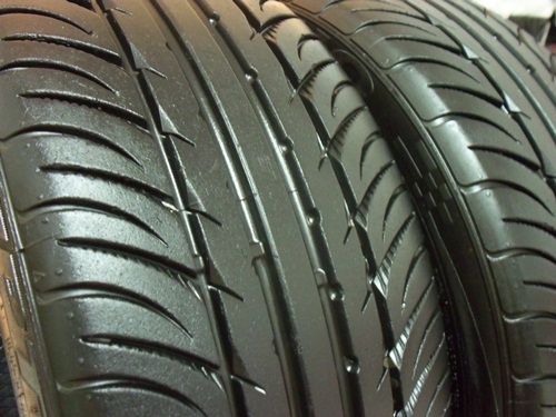 ยาง,215/45R17 KUMHO KU31 สภาพเต็มๆหนึ่งคู่ 2,700 ยาง,215/45R17 KUMHO KU31 สภาพเต็มๆหนึ่งคู่ 2,700