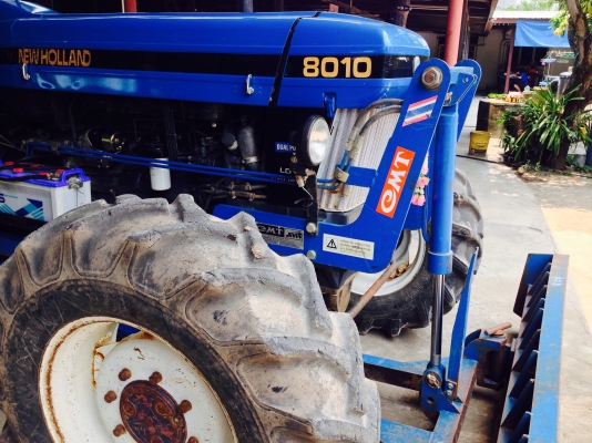 ขาย 8010 newholland 6 สูบ ราคา 820,000บาบด่วนๆ ขาย 8010 newholland 6 สูบ ราคา 820,000บาบด่วนๆ