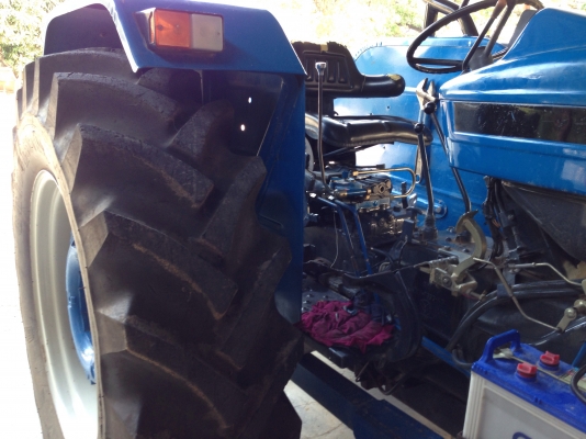 ขาย 8010 newholland 6 สูบ ราคา 820,000บาบด่วนๆ ขาย 8010 newholland 6 สูบ ราคา 820,000บาบด่วนๆ