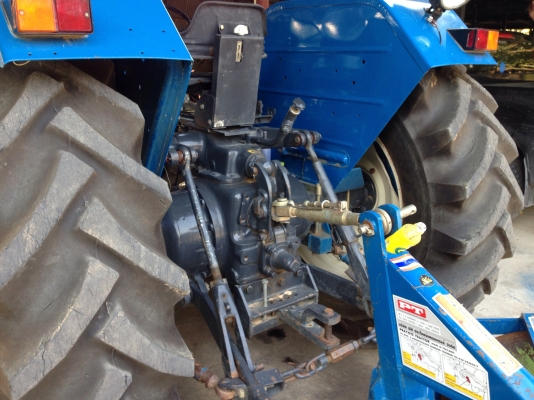 ขาย 8010 newholland 6 สูบ ราคา 820,000บาบด่วนๆ ขาย 8010 newholland 6 สูบ ราคา 820,000บาบด่วนๆ