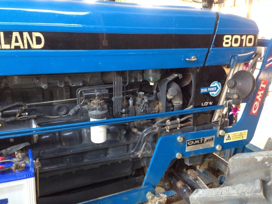 ขาย 8010 newholland 6 สูบ ราคา 820,000บาบด่วนๆ ขาย 8010 newholland 6 สูบ ราคา 820,000บาบด่วนๆ