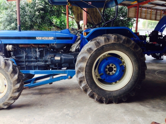 ขาย 8010 newholland 6 สูบ ราคา 820,000บาบด่วนๆ ขาย 8010 newholland 6 สูบ ราคา 820,000บาบด่วนๆ
