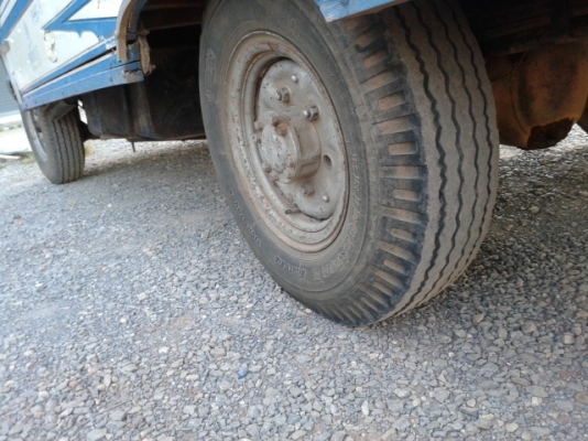 (ขายแล้วค่ะ)  ไป วัด ที่ จ ตรัง **ราคา 130000***รถอีซูสุสองแถวไม้..4 ล้อใหญ่ (แบบอันดามัน) พร้อมใช้งาน  (รถสวยมากๆ)