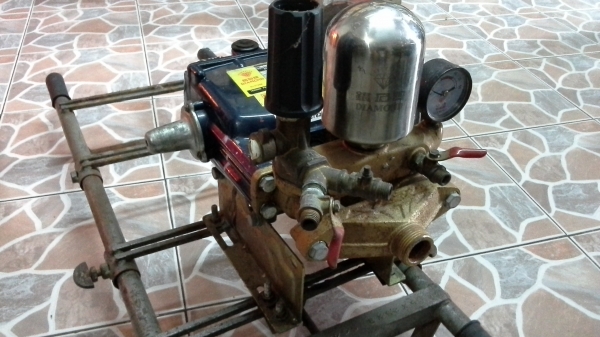 ปั้มอัดฉีด ล้างรถ พ่นยา เอนกประสงค์