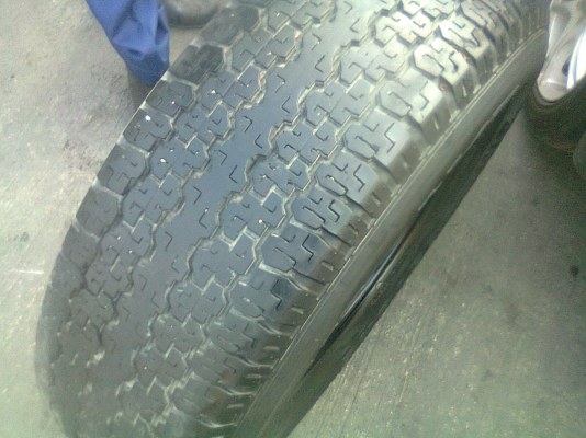 ฺฺ245/70R16 BRIDGESTONE DUELER H/T 689  มี 1 เส้น   TEL.081-427-3941