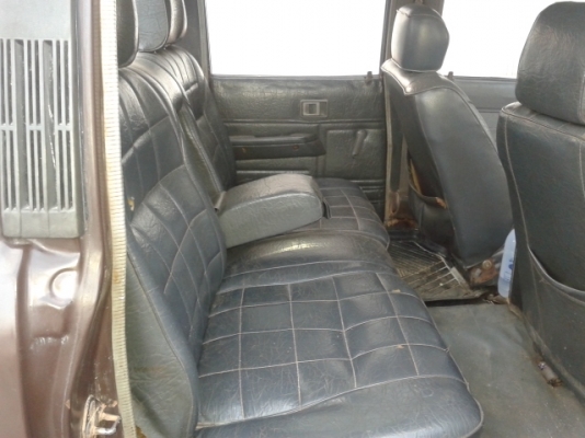 ขายโตโยต้า ฮีโร่4ประตูสวยครับเครื่องดีมากรถไม่ผุขี่ดี ประหยัดน้ำมันสุดๆคันซีสวยไม่ผุ