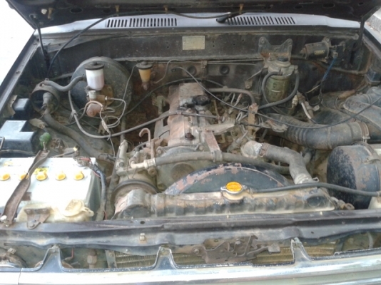 ขายโตโยต้า ฮีโร่4ประตูสวยครับเครื่องดีมากรถไม่ผุขี่ดี ประหยัดน้ำมันสุดๆคันซีสวยไม่ผุ