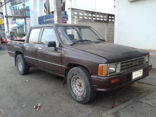 ขายโตโยต้า ฮีโร่4ประตูสวยครับเครื่องดีมากรถไม่ผุขี่ดี ประหยัดน้ำมันสุดๆคันซีสวยไม่ผุ