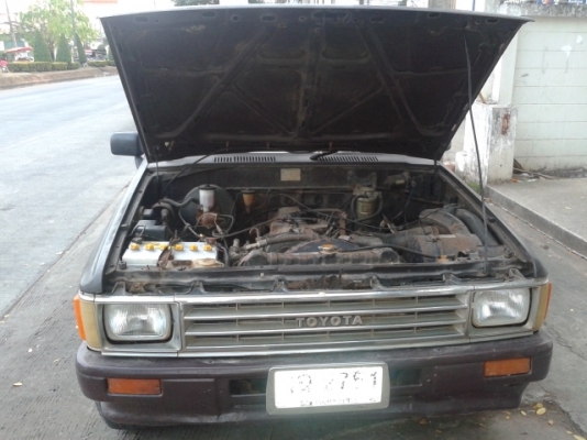 ขายโตโยต้า ฮีโร่4ประตูสวยครับเครื่องดีมากรถไม่ผุขี่ดี ประหยัดน้ำมันสุดๆคันซีสวยไม่ผุ