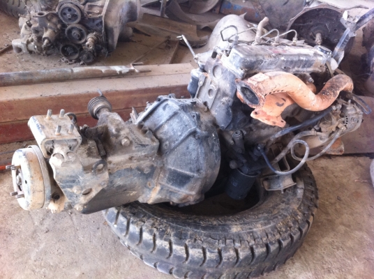 ขายเครื่องพร้อมเกียร์ WO4D มีใบคุมทะเบียนพร้อม สภาพพร้อมใช้