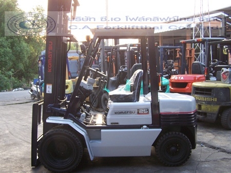 ขาย รถโฟล์คลิฟท์ KOMATSU รุ่น FD25-11
