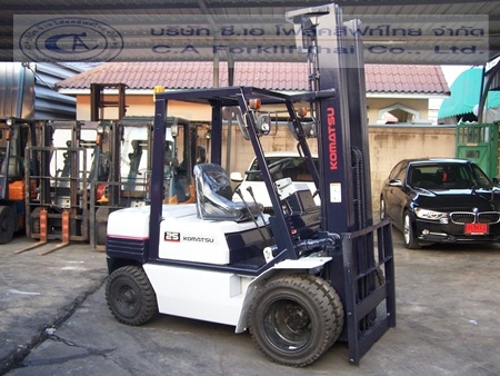 ขาย รถโฟล์คลิฟท์ KOMATSU รุ่น FD25-11 ขาย รถโฟล์คลิฟท์ KOMATSU รุ่น FD25-11