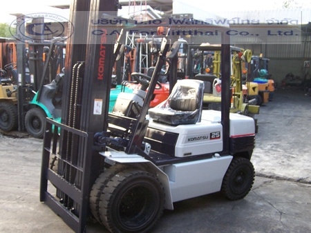 ขาย รถโฟล์คลิฟท์ KOMATSU รุ่น FD25-11 ขาย รถโฟล์คลิฟท์ KOMATSU รุ่น FD25-11