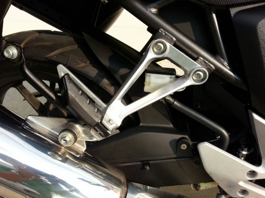 CB500X 2014            รถซื้อเงินสด2เดือน(ม.ค.57)ออกศูนย์บิ๊กวิงค์ สภาพใหม่มาก ราคา209,000บ. ลองลงขายดูเพื่อมีคนสนใจ       รถจองเลขทะเบียนรอจดทะเบียน ใครซื้อไปจดทะเบียนเป็นชื่อแรกได้เลยครับ  รถใหม่พร้อมประกัน220,000บมีขอ