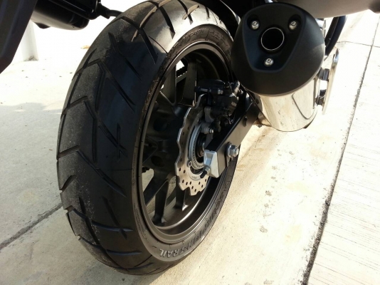 CB500X 2014            รถซื้อเงินสด2เดือน(ม.ค.57)ออกศูนย์บิ๊กวิงค์ สภาพใหม่มาก ราคา209,000บ. ลองลงขายดูเพื่อมีคนสนใจ       รถจองเลขทะเบียนรอจดทะเบียน ใครซื้อไปจดทะเบียนเป็นชื่อแรกได้เลยครับ  รถใหม่พร้อมประกัน220,000บมีขอ