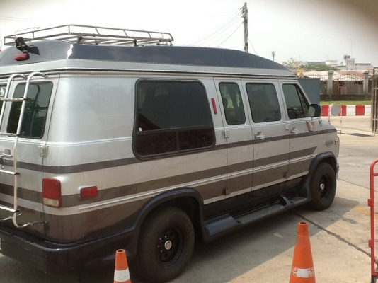 ขายรถตู้ chevrolet g20