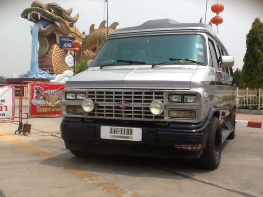 ขายรถตู้ chevrolet g20