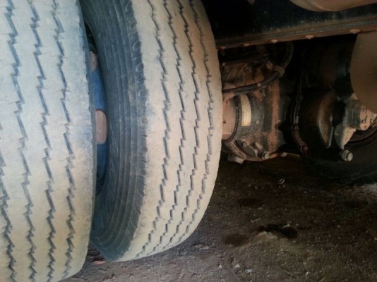 รถอีซูซุ 10 ล้อดั้ม FXZ 300 แรงม้า ปี 53  สนใจติดต่อ 081 - 6079515