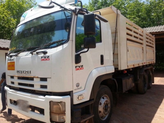 รถอีซูซุ 10 ล้อดั้ม FXZ 300 แรงม้า ปี 53  สนใจติดต่อ 081 - 6079515