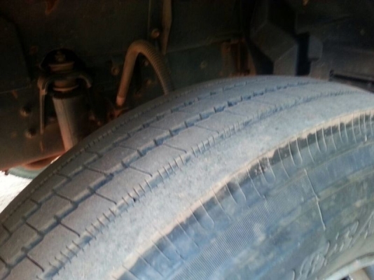 รถอีซูซุ 10 ล้อดั้ม FXZ 300 แรงม้า ปี 53  สนใจติดต่อ 081 - 6079515