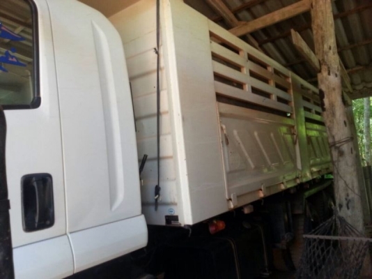 รถอีซูซุ 10 ล้อดั้ม FXZ 300 แรงม้า ปี 53  สนใจติดต่อ 081 - 6079515