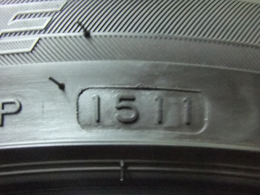 ยาง Bridgestone RE050A 245/40/18 ปี11 สภาพสวยๆ ยาง Bridgestone RE050A 245/40/18 ปี11 สภาพสวยๆ