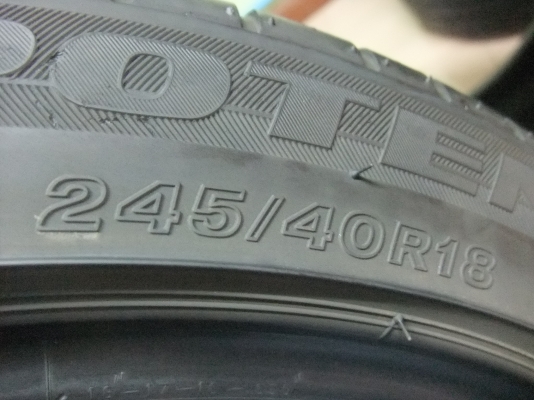 ยาง Bridgestone RE050A 245/40/18 ปี11 สภาพสวยๆ ยาง Bridgestone RE050A 245/40/18 ปี11 สภาพสวยๆ