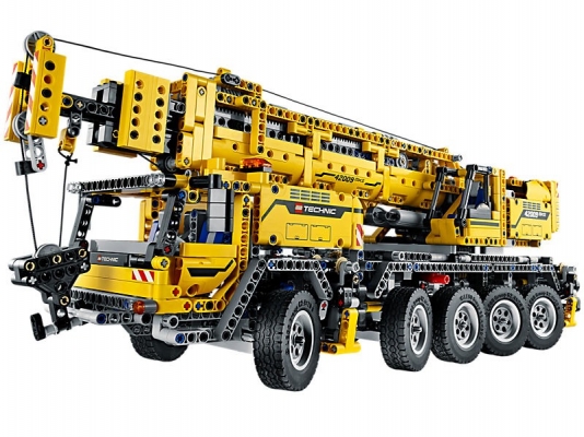 ขาย lego  technic. รุ่น mobile crane mk 2. เเท้ สินค้านําเข้า.  ราคา 11,000 บาท.  สนใจ. ติดต่อ มด 086-2561666