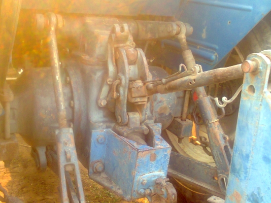 6640 ปี 97 คานหน้านิวฮอนแลน เภาหน้าแ่น่น เครื่องแน่น ปั้มหลังแน่น ใช้งานได้เลย เอกสารเล้มทะเบียน พร้อมโอน ราคาต่อรองได้ครับ