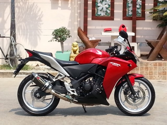 วุฒินนบุรี**ขาย CBR250R ปี2011 สภาพออกท้างสวยกริ๊บท่อแต่งทะเบียนพร้อมโอน