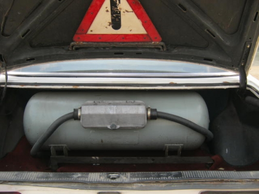 ขายBENZ, 280 E ปี 90ครื่อง1J เกียร์ออโต้ แก๊สLPG/น้ำมัน58000