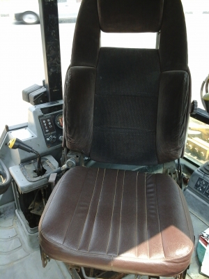 ขาย เม็กซี่ หน้าตักหลังขุด พร้อมใช้งาน เล่มทะเบียนพร้อม จัดไฟแนนส์ได้ มาก่อนได้ก่อนครับ ราคานี้ ภายนัย 3 วันครับ