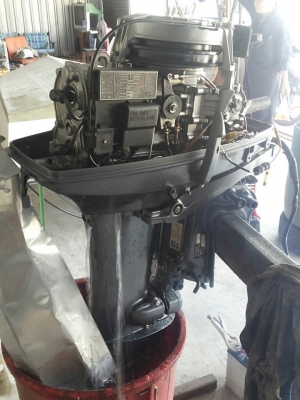 เครื่องเรือ มือ2 มี 3 ตัวครับ เครื่องเรือ มือ2 มี 3 ตัวครับ