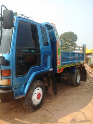 ขายล็อคกี้ 195 ยางใหม่ 6 เส้น แบตใหม่ 2 ลูก รถเก็บรายระเอียดเรียบร้อยแล้วครับ สภาพพร้อมใช้งาน