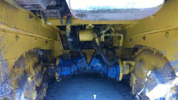 ขายรถเกี่ยวข้าว จ้าวช้างปี่ 49 พร้อมเทรนเลอร์ hino สองเพลา ขายรถเกี่ยวข้าว จ้าวช้างปี่ 49 พร้อมเทรนเลอร์ hino สองเพลา