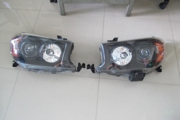 ขายไฟหน้าฟอจูนเนอร์ รุ่น  2 โคมดำ