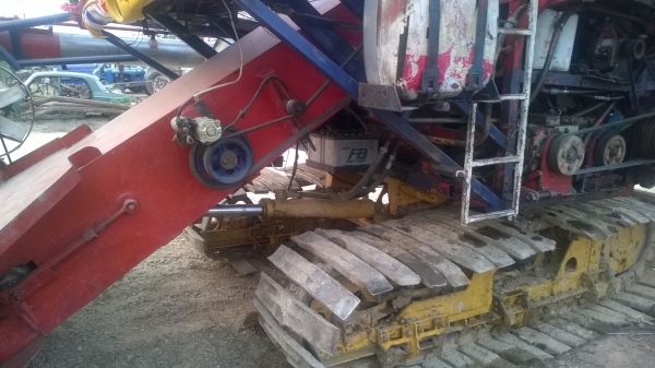 ขายรถเกี่ยวข้าว ขายรถเกี่ยวข้าว