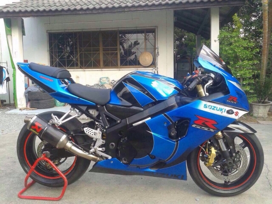 ธารนนทบุรี//ขาย suzuki gsx750 k5 ทะเบียนโอน ราคา175,000 บาท