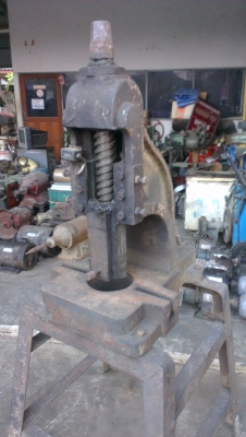 Sell> ขายปั้มคอม้า/ปั้มเขาควาย เบอร์สอง สภาพสวย อุปกรณ์ครบ ลูกตุ้ม แขนเหวี้ยงมีมาให้ครบครับ