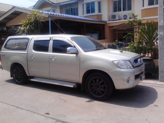 ขาย TOYOTA VEGO 4 ประตู 250000