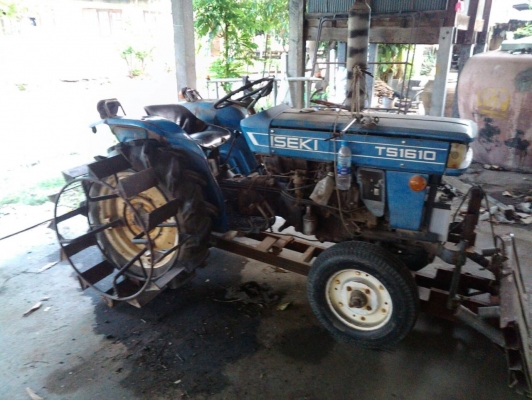 ขายรถไถตามรูปเครื่องดีไมมีโทรม