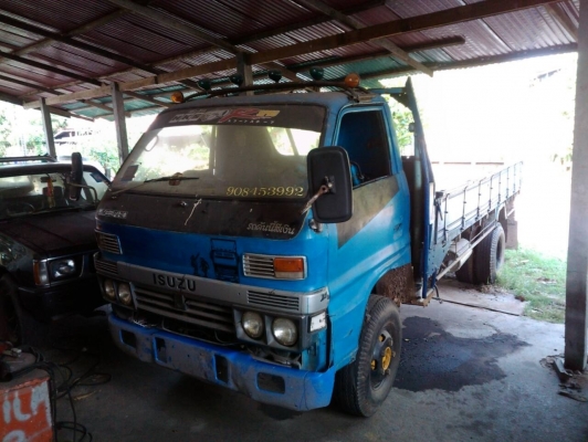 ขายisuzuเครื่อง110แรง4BE1รถมือเดียวออกห้างจริงพร้อมใช้งานเครื่องดี แชชซีสวย