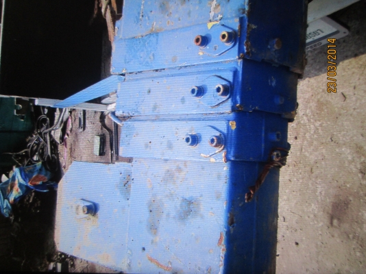 เครน.ทานาโด้2.5ตัน-4ปลอก3ชัก.ท้องแบน.-ขาเหลี่ยม.สภาพสวยพร้อมใช้..ราคา100.000บ