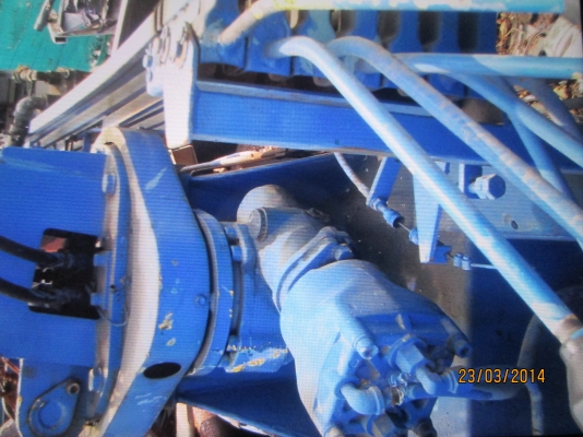 เครน.ทานาโด้2.5ตัน-4ปลอก3ชัก.ท้องแบน.-ขาเหลี่ยม.สภาพสวยพร้อมใช้..ราคา100.000บ